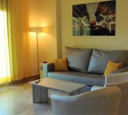 Espacioso Muy Tranquilo Con Piscinas Y Jardines Cercano A La Playa Apartment